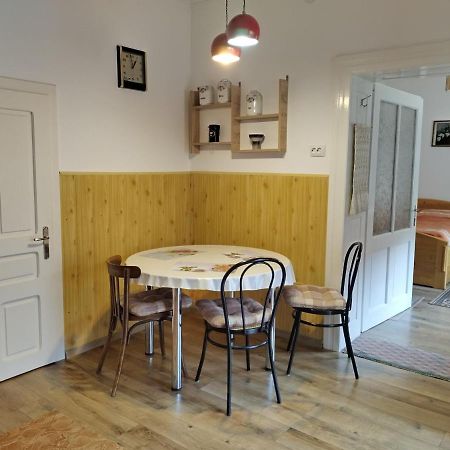 Zadora Haus Apartment Sacele Exterior photo